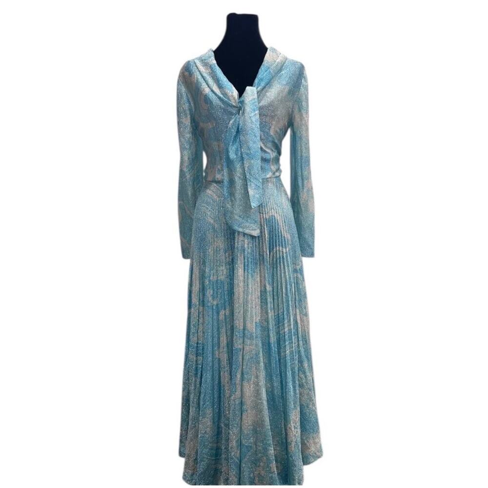 Vintage 1970s Carillon New York Blue Silver Lurex Pleated Maxi Gown - Picture 9 of 16